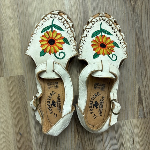 El Forastero Huarache Leather Sandals - Picture 1 of 8
